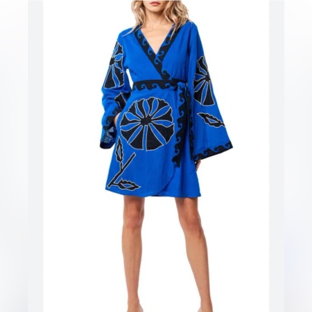 CIEBON Kiera Embroidered Long Sleeve Cotton Wrap Dress In Blue. Small